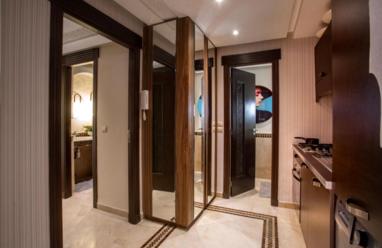 Logement De Luxe Avec Piscine, Hivernage Марракеш Екстер'єр фото